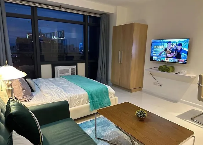 Apartment Modern With Balcony In The Gramercy Residences Manila