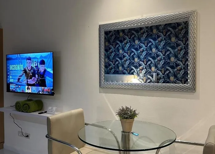 Modern With Balcony In The Gramercy Residences * Manila
